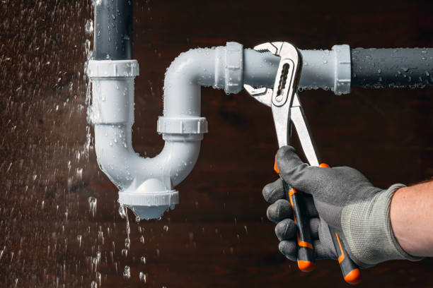 Professional Gas Line Repair technician working in East Meredith, NY